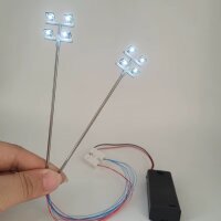 LED Flutlichtstrahler Flutlicht H0 Lampen Leuchten 4 Strahler Mast 5 Stück S235
